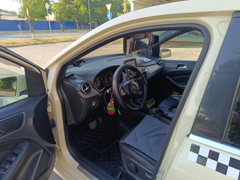 Mercedes-Benz B 180, снимка 4 - Автомобили и джипове - 51060559