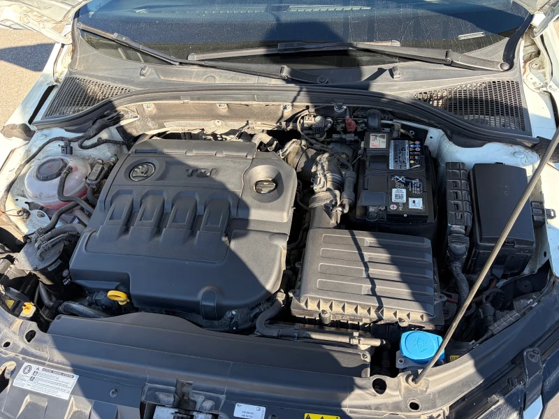 Skoda Octavia 1, 6 TDI, снимка 14 - Автомобили и джипове - 52495752