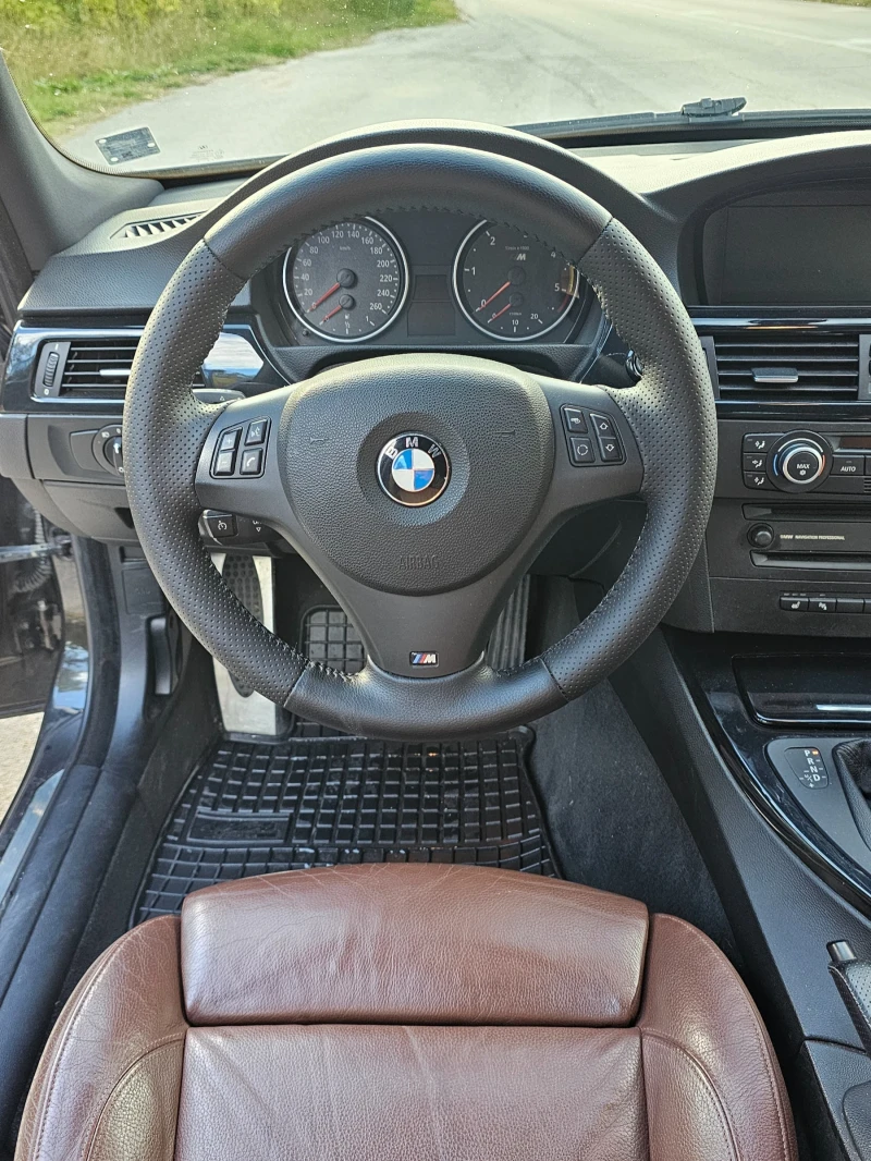 BMW 330 231 Xd, снимка 8 - Автомобили и джипове - 51954995