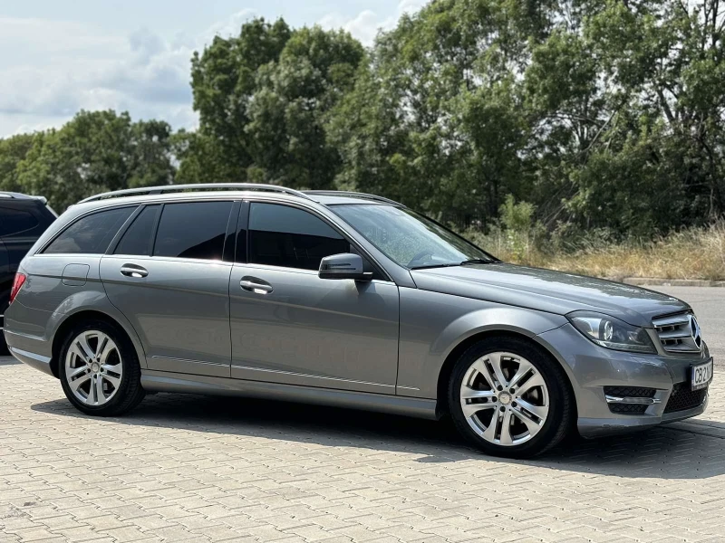 Mercedes-Benz C 250 Cdi 4 matic //AMG//, снимка 4 - Автомобили и джипове - 52486563