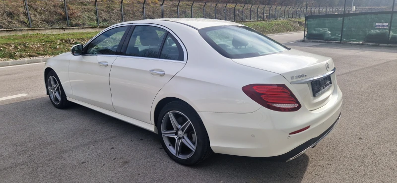 Mercedes-Benz E 300 AMG PLUGIN HYBRID, снимка 7 - Автомобили и джипове - 52672492