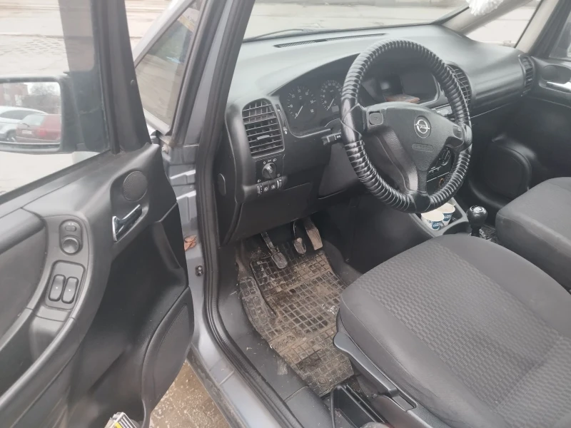 Opel Zafira Ван, снимка 2 - Автомобили и джипове - 52953410