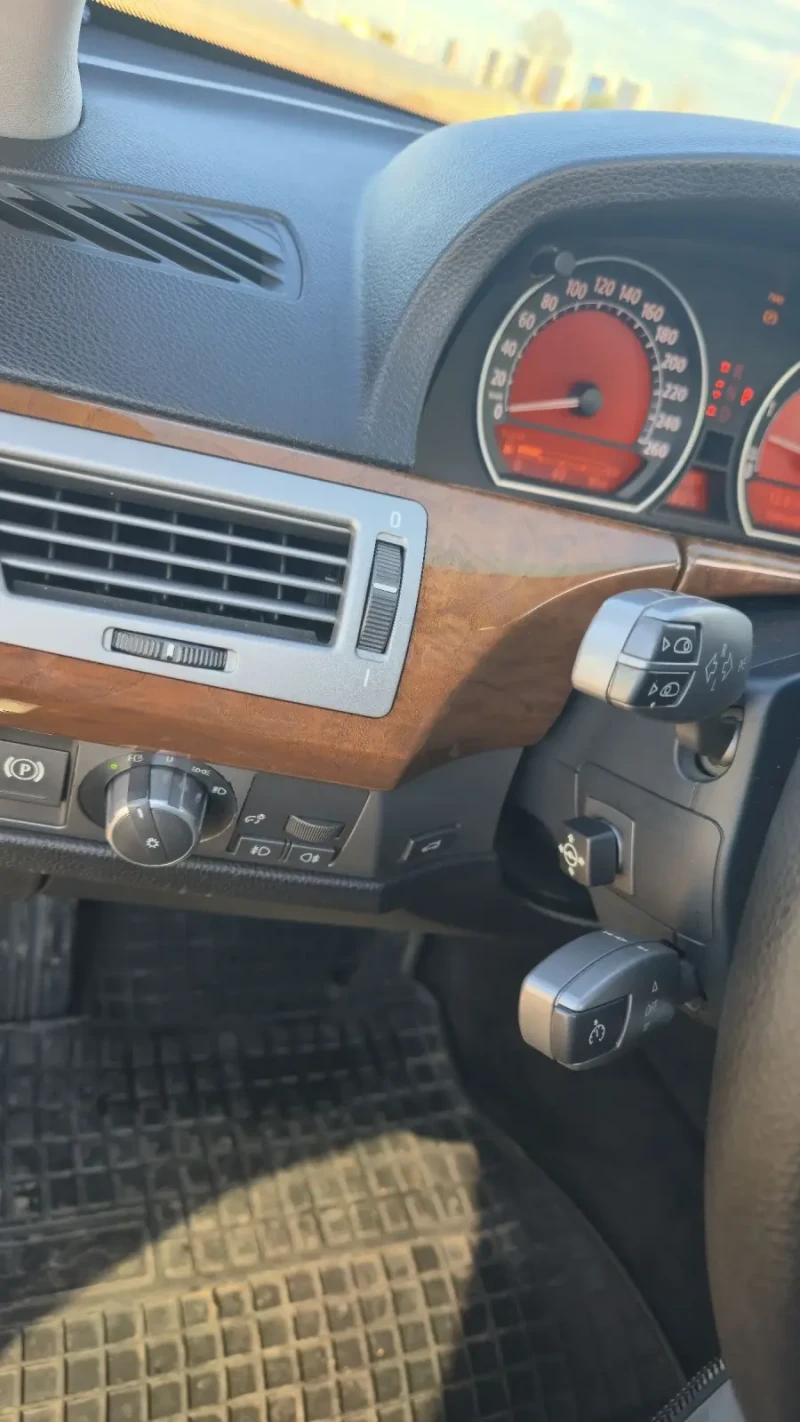 BMW 745 E65 4.4 V8 BiTurbo, снимка 13 - Автомобили и джипове - 53596599