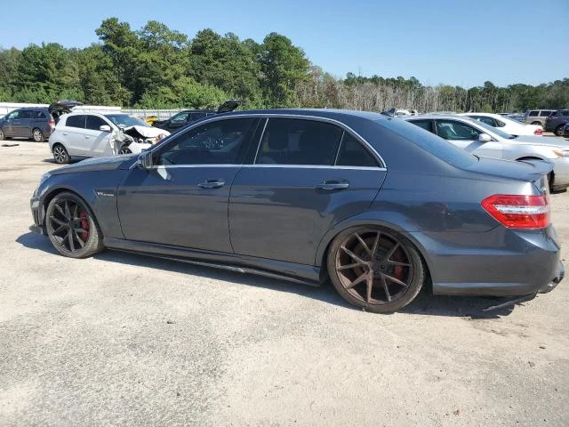 Mercedes-Benz E 63 AMG V8 twin-turbo - изображение 4