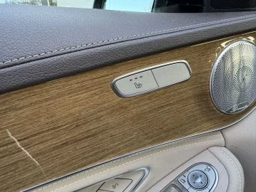 Mercedes-Benz C 350 Премиум Изпълнение Full Led, снимка 9 - Автомобили и джипове - 53585229