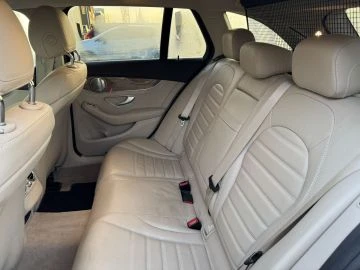 Mercedes-Benz C 350 Премиум Изпълнение Full Led, снимка 12 - Автомобили и джипове - 53585229