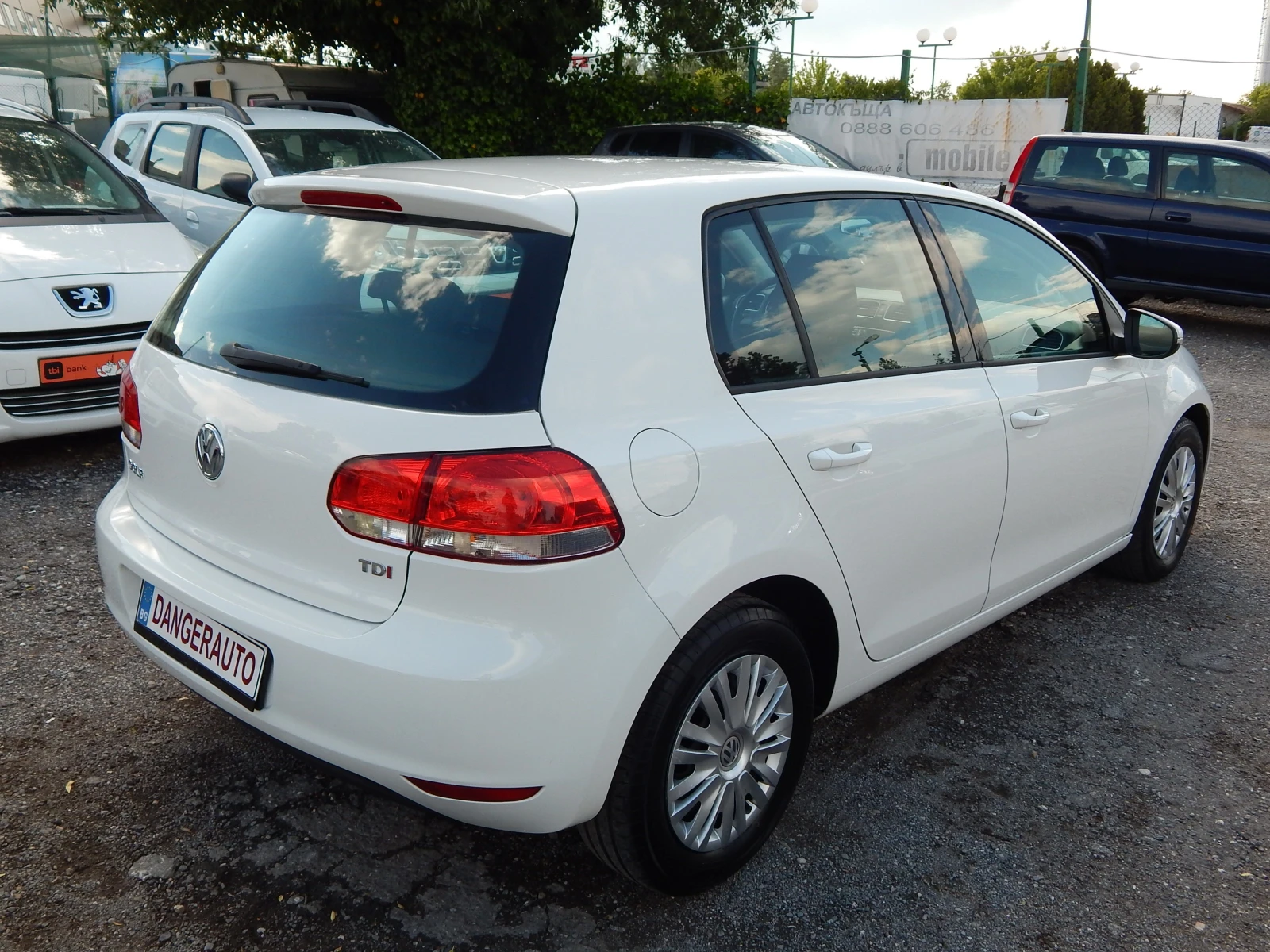 VW Golf 1.6TDI* 170000km.* КАТО НОВА*  - изображение 4