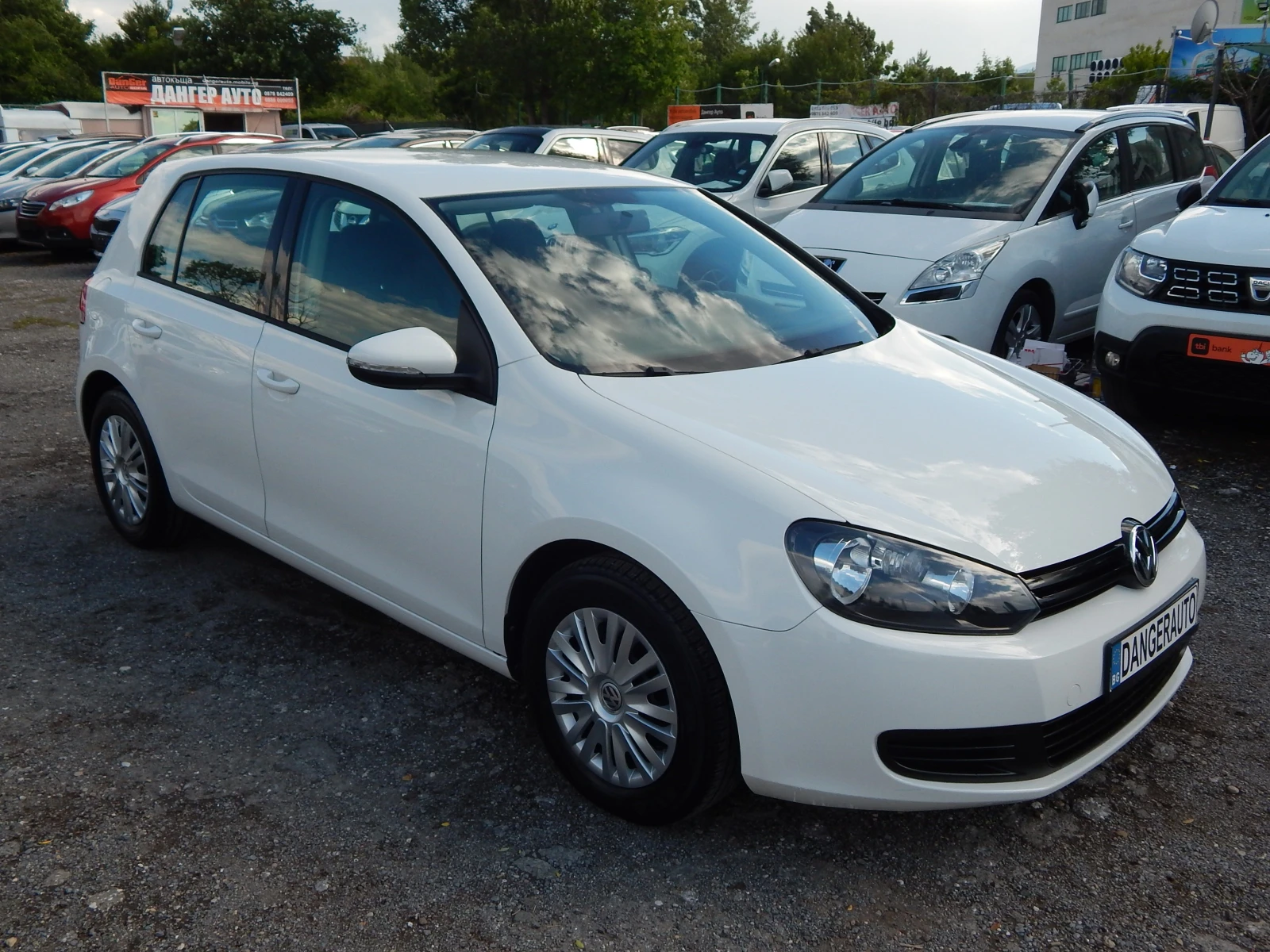 VW Golf 1.6TDI* 170000km.* КАТО НОВА*  - изображение 3