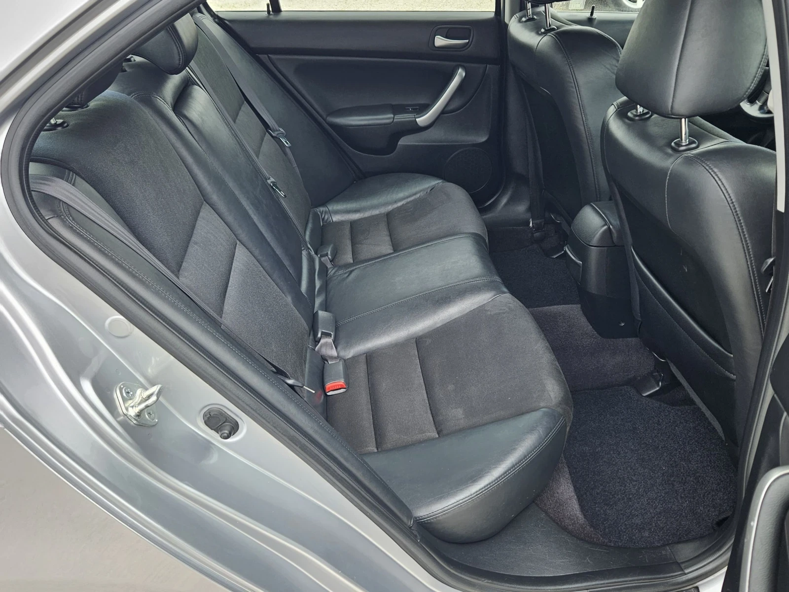 Honda Accord 2.4 type S - изображение 9