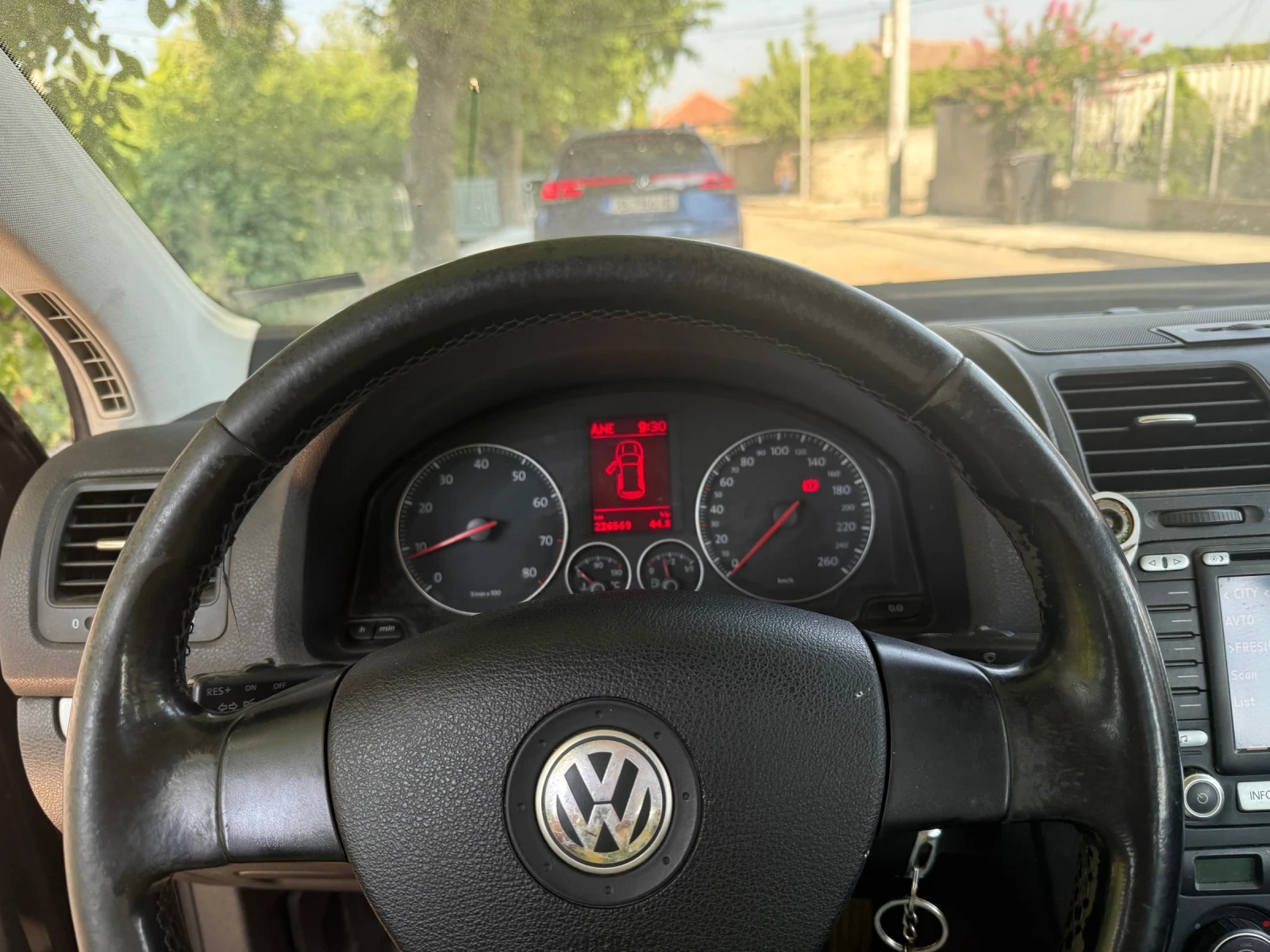VW Golf 2.0 FSI  - изображение 8