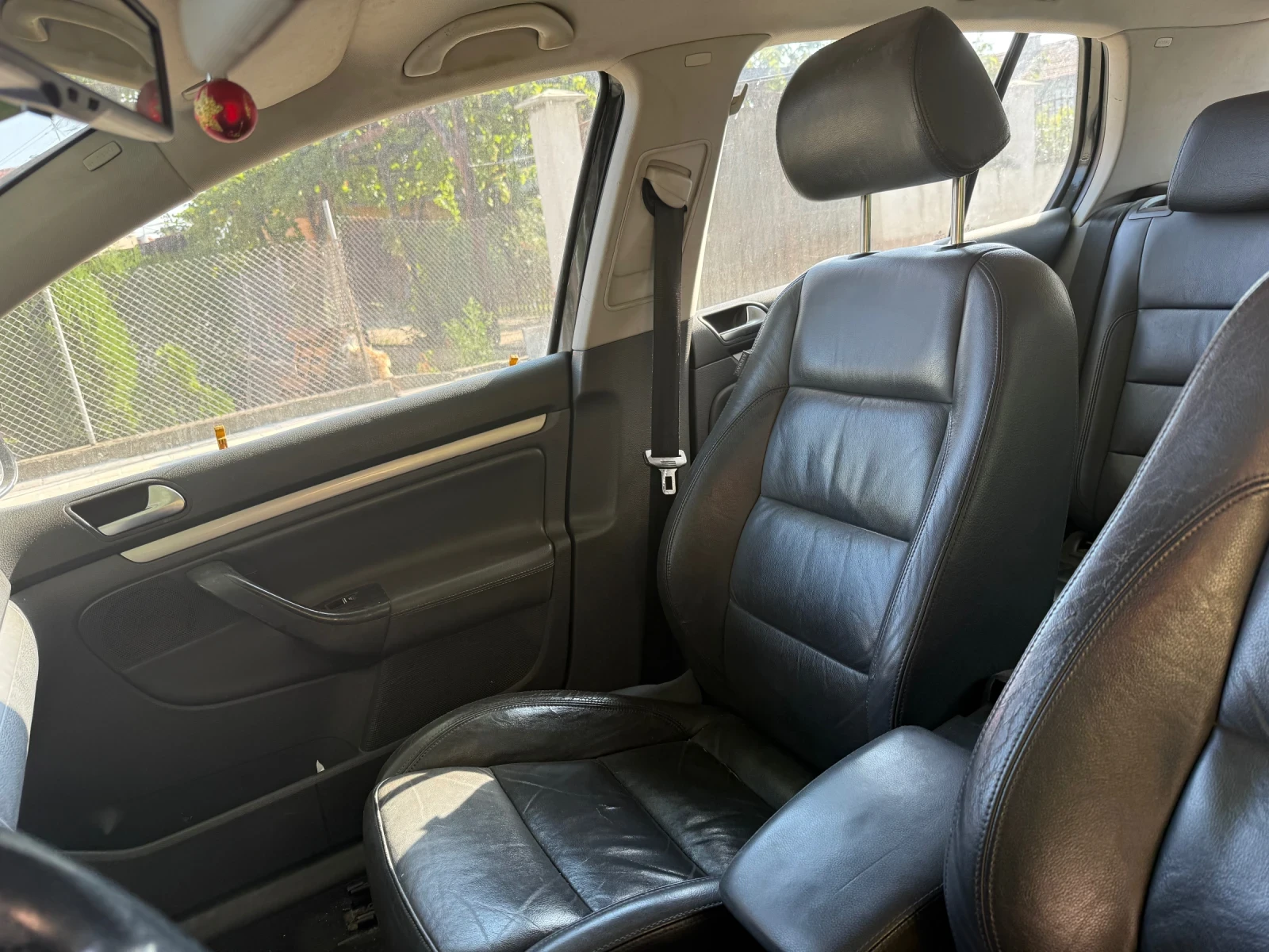 VW Golf 2.0 FSI  - изображение 10