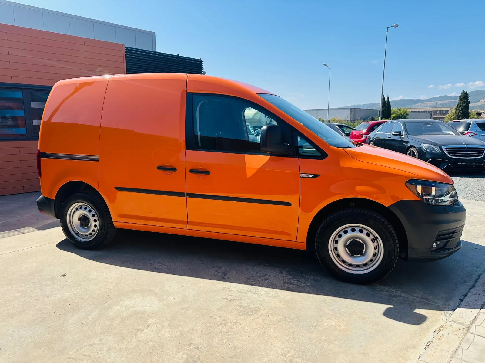 VW Caddy 2.0 TDI - изображение 4
