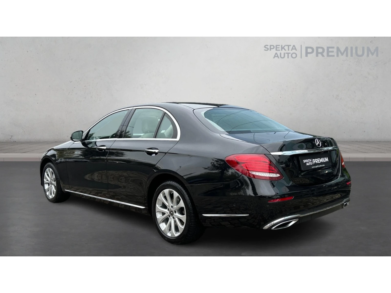 Mercedes-Benz E 220 Месечна вноска от 800 лв. - изображение 2