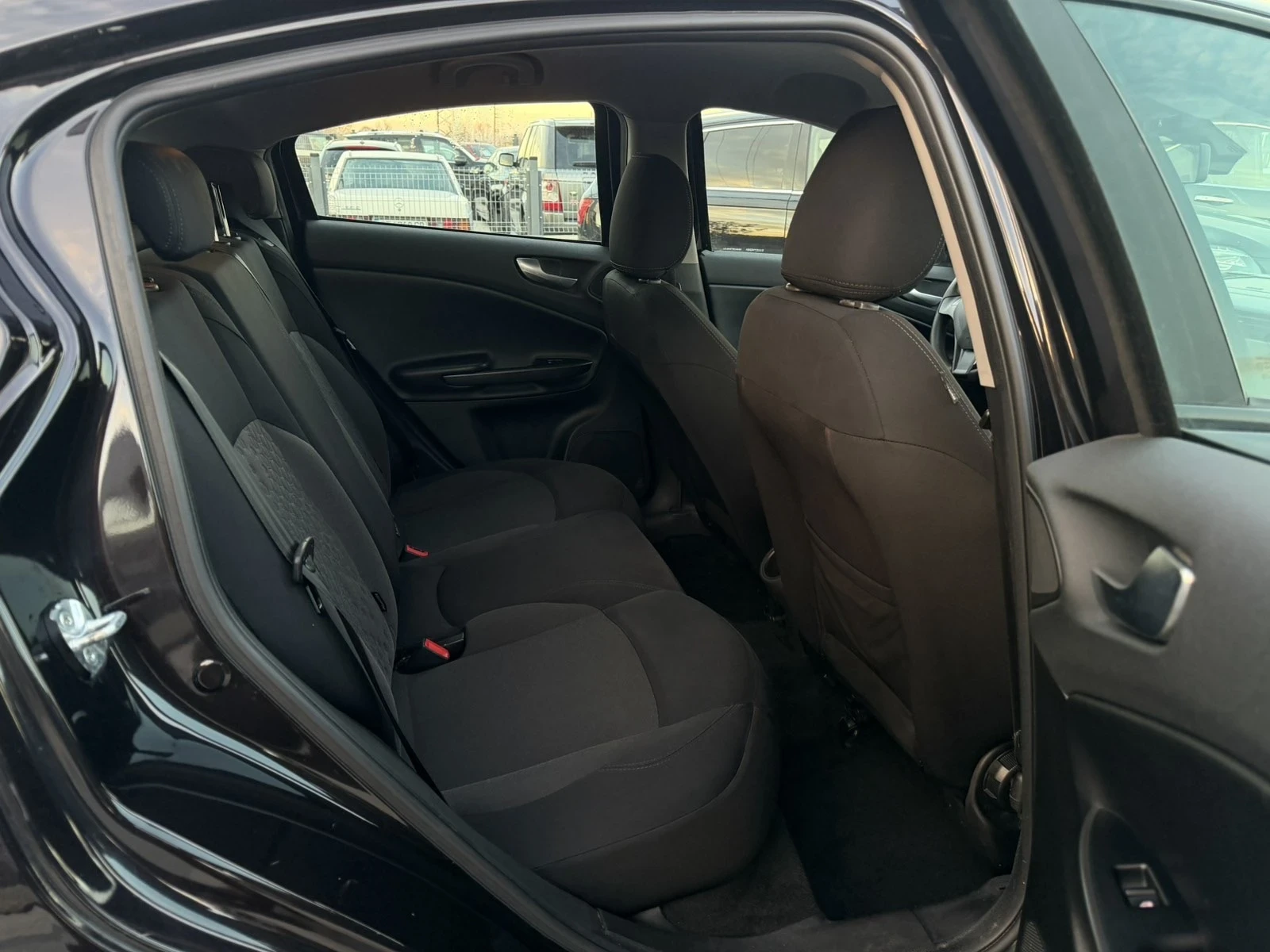 Alfa Romeo Giulietta 1.4 TURBO 120 CV GPL EURO6b | Mobile.bg � ����������� 15