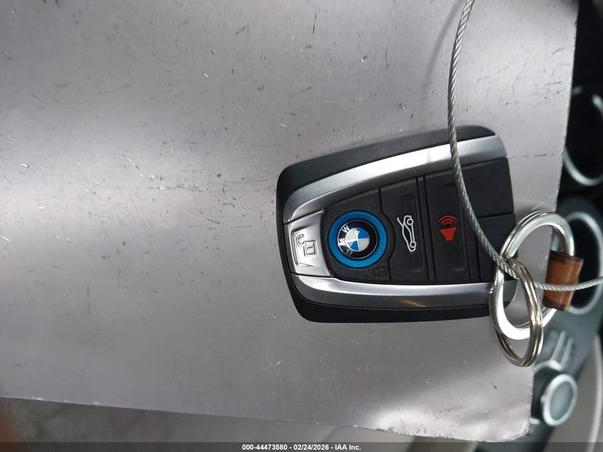 BMW i3 120Ah W/Range Extender, снимка 11 - Автомобили и джипове - 53825068