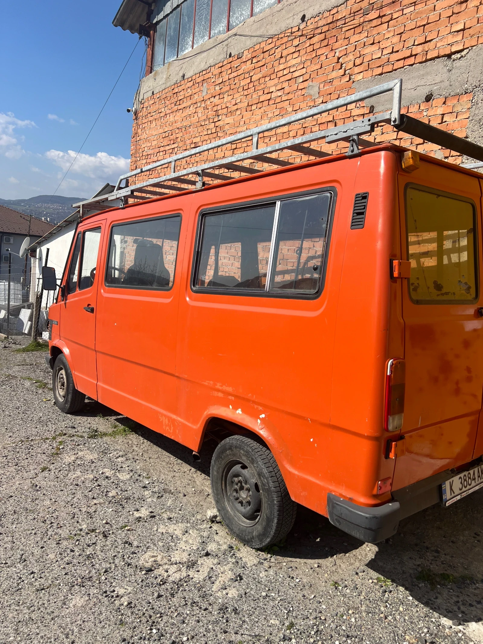 Mercedes-Benz 200, снимка 3 - Автомобили и джипове - 53860838