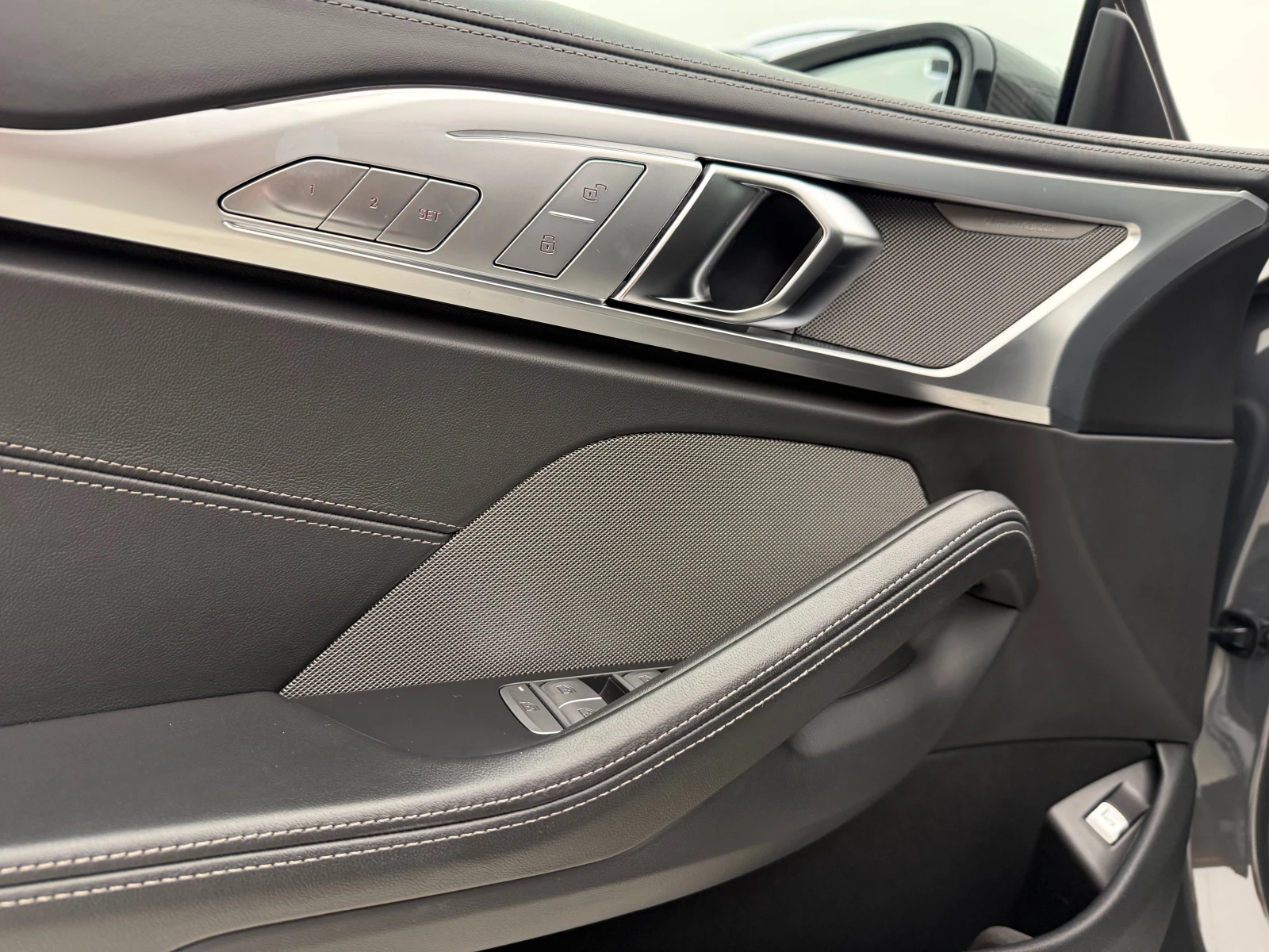 BMW 850 xDrive Gran Coupe, снимка 13 - Автомобили и джипове - 54111905