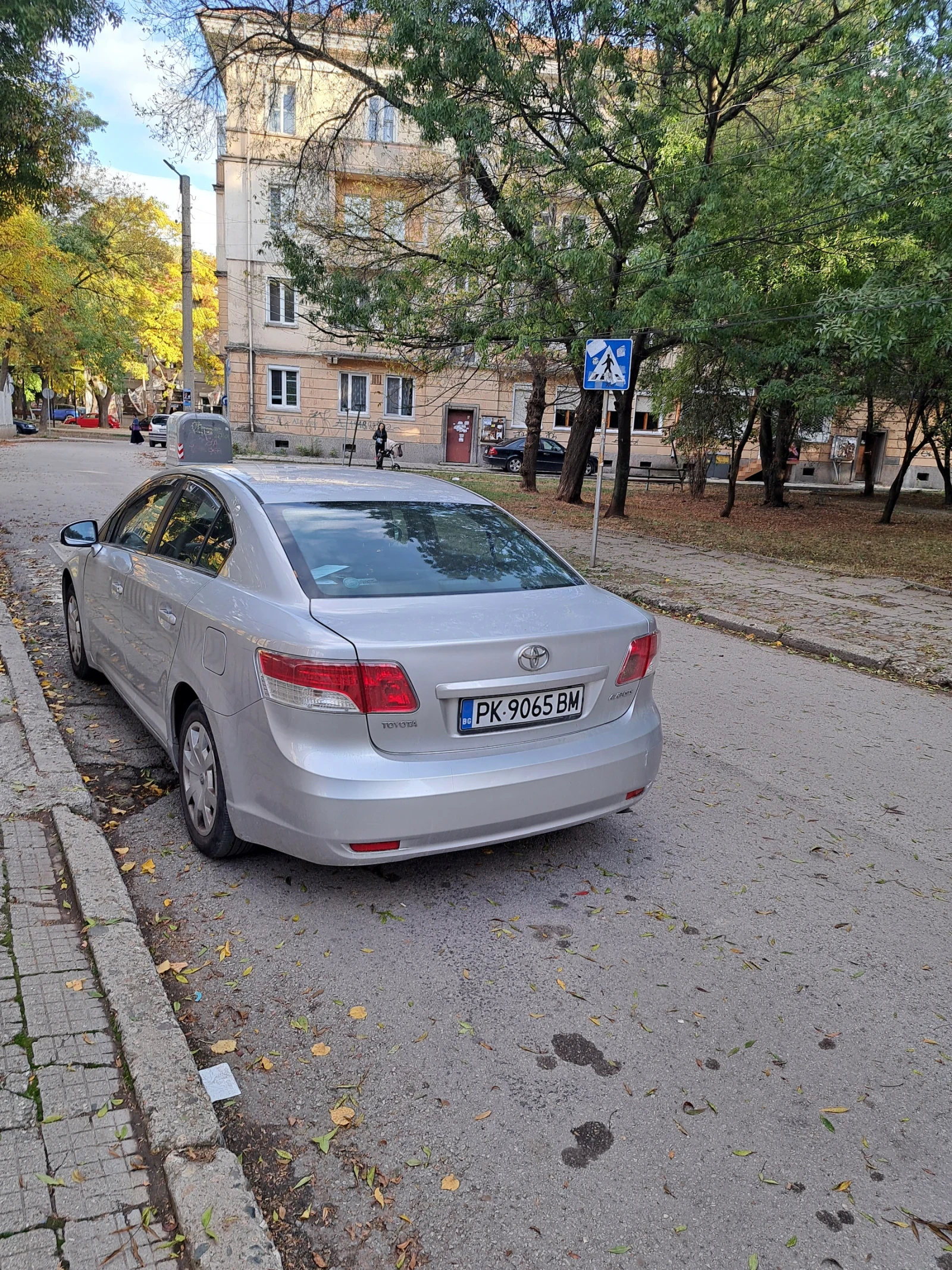 Toyota Avensis Т27, снимка 12 - Автомобили и джипове - 54707254