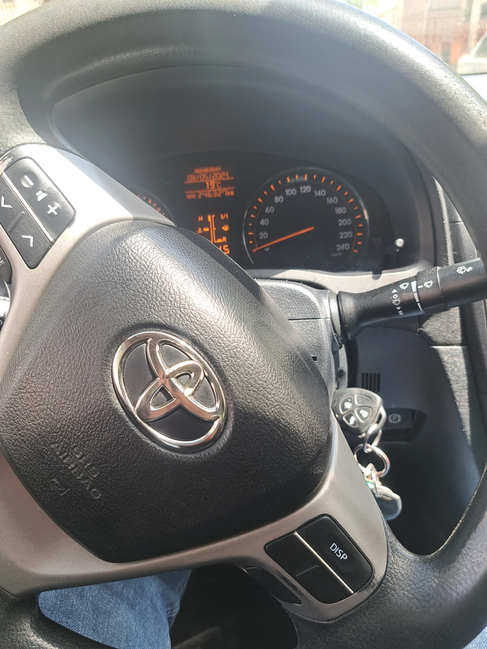 Toyota Avensis Т27, снимка 7 - Автомобили и джипове - 54707254