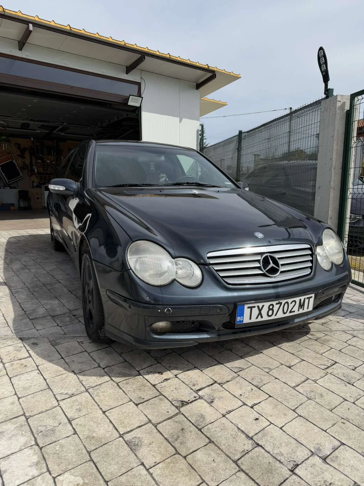 Mercedes-Benz C 220