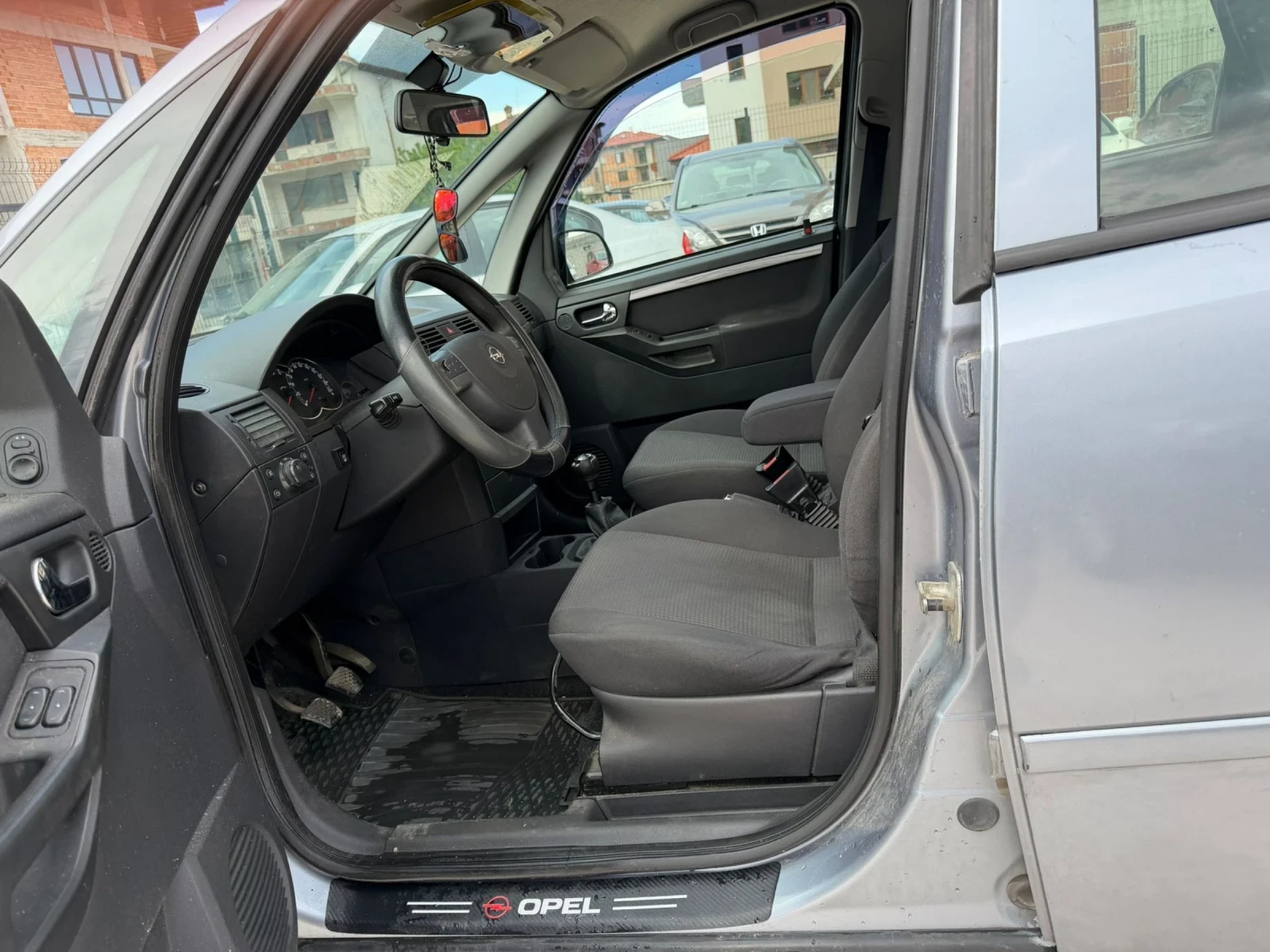 Opel Meriva 1.6 Бензин /Газ Всичко Платено , снимка 10 - Автомобили и джипове - 54693258
