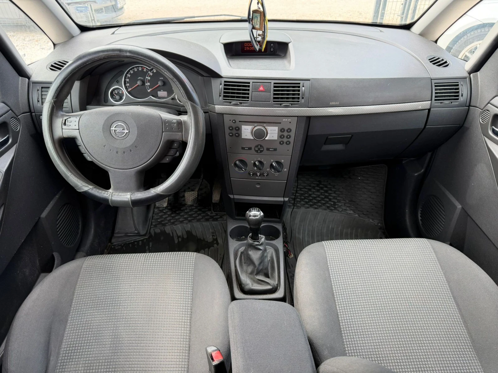 Opel Meriva 1.6 Бензин /Газ Всичко Платено , снимка 9 - Автомобили и джипове - 54693258