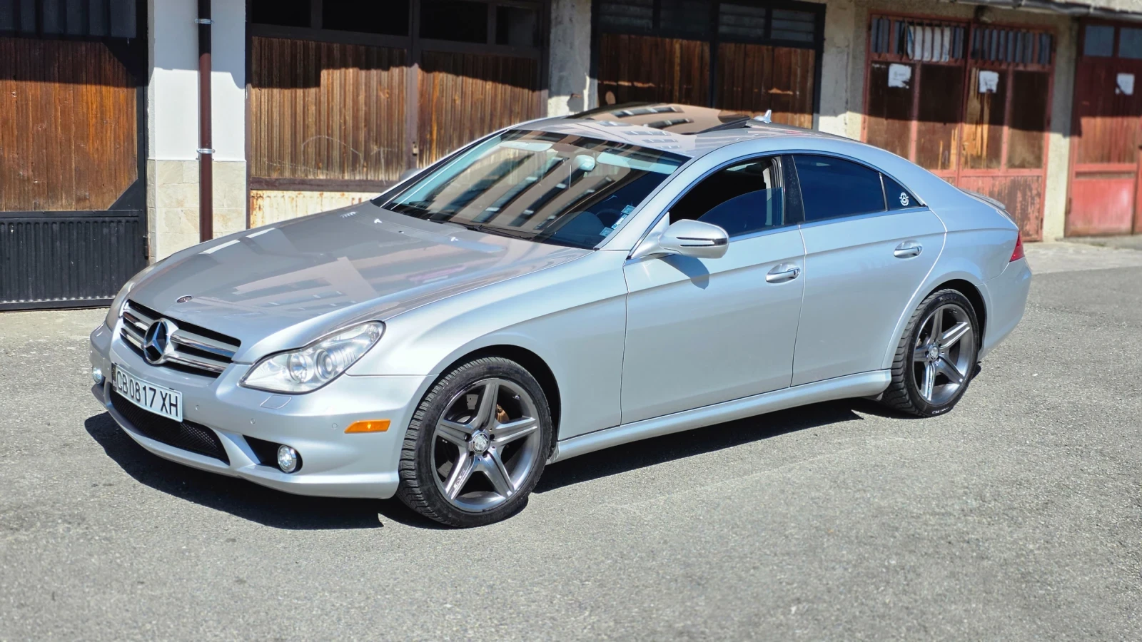 Mercedes-Benz CLS 550 Mercedes CLS 550 Facelift AMG | V8 388 к.с. | A, снимка 4 - Автомобили и джипове - 54809374