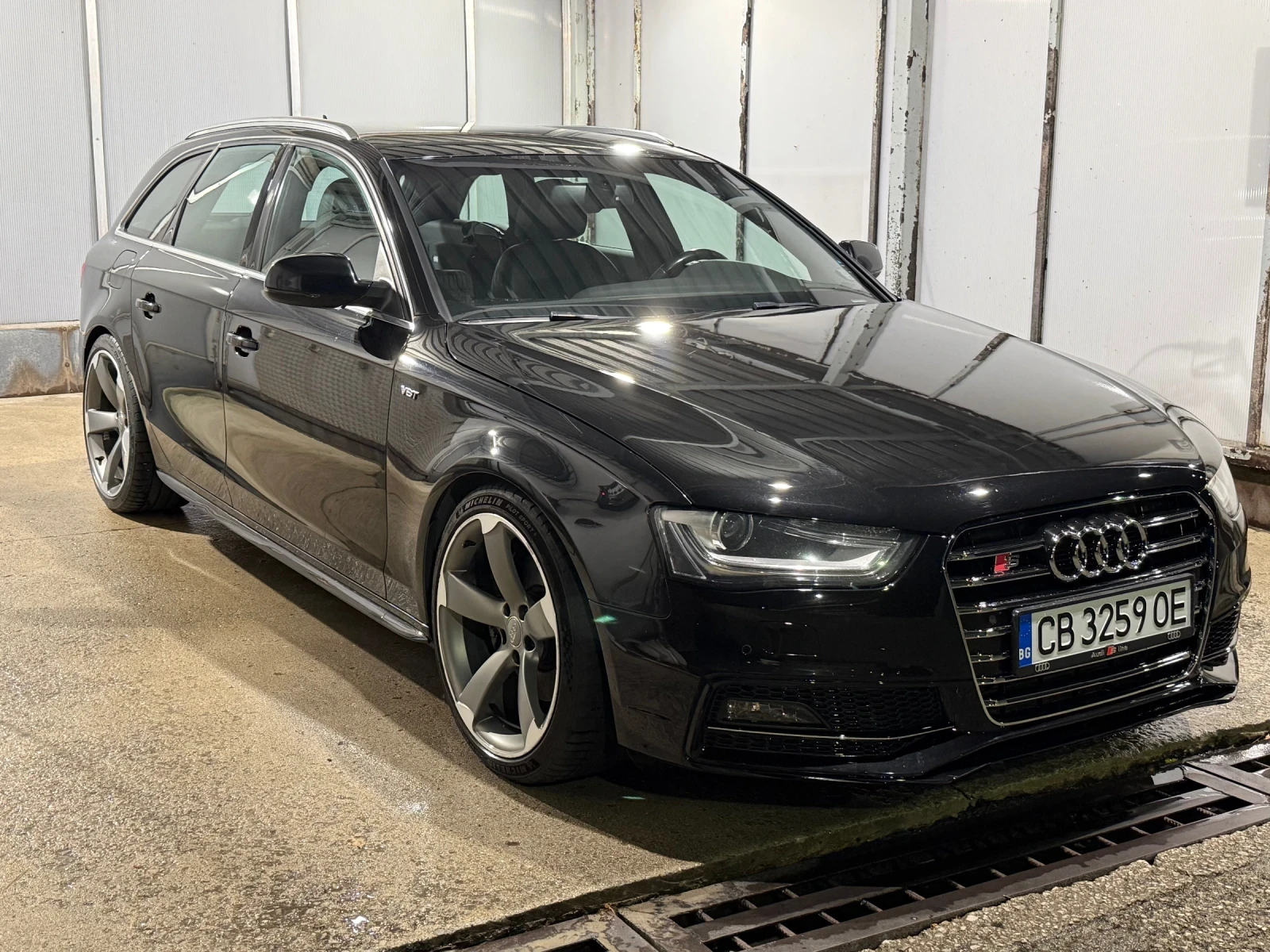 Audi A4 A4 B8 S-line QUATTRO V6 