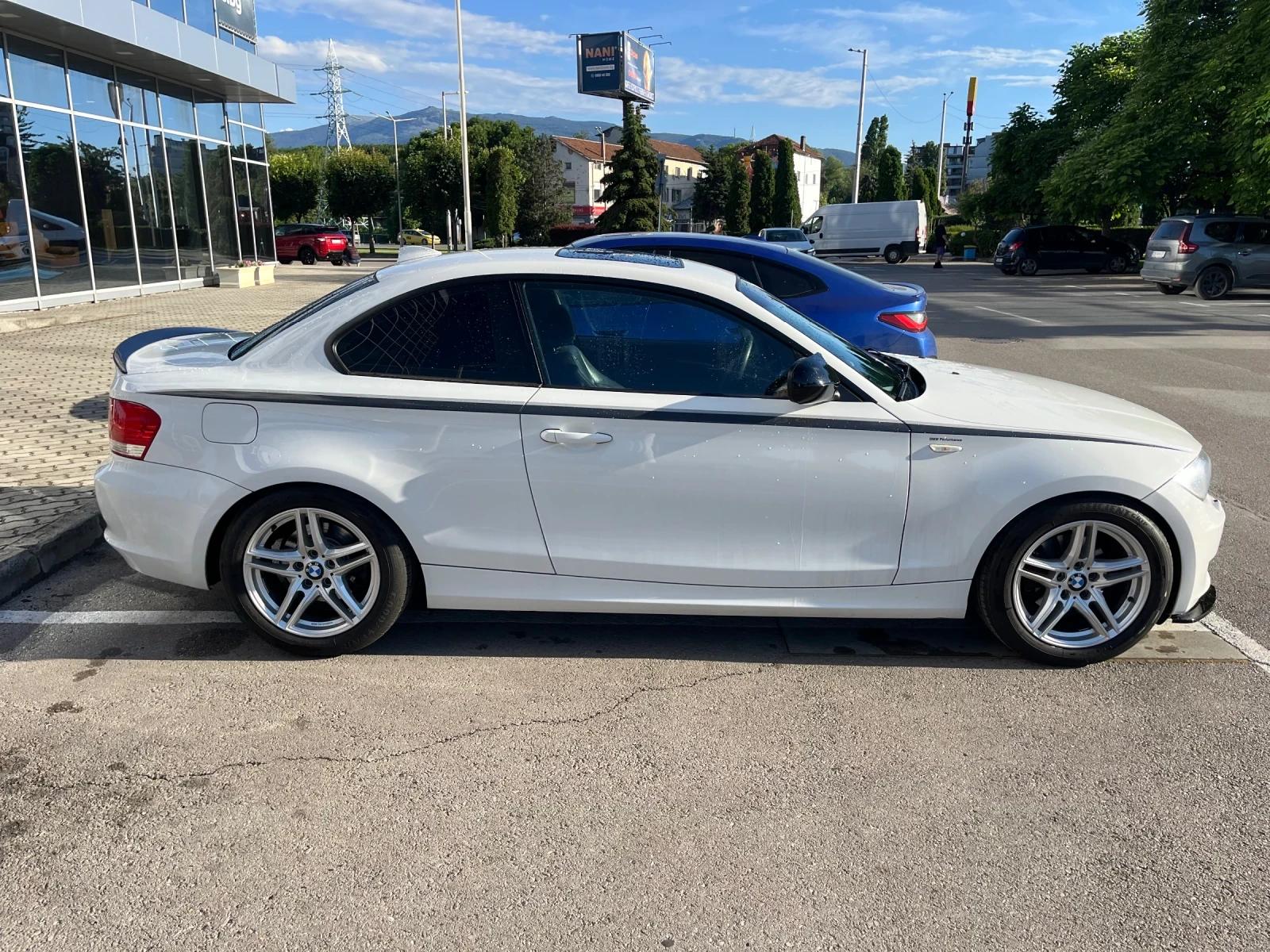 BMW 120 BMW Performance, снимка 4 - Автомобили и джипове - 54932634