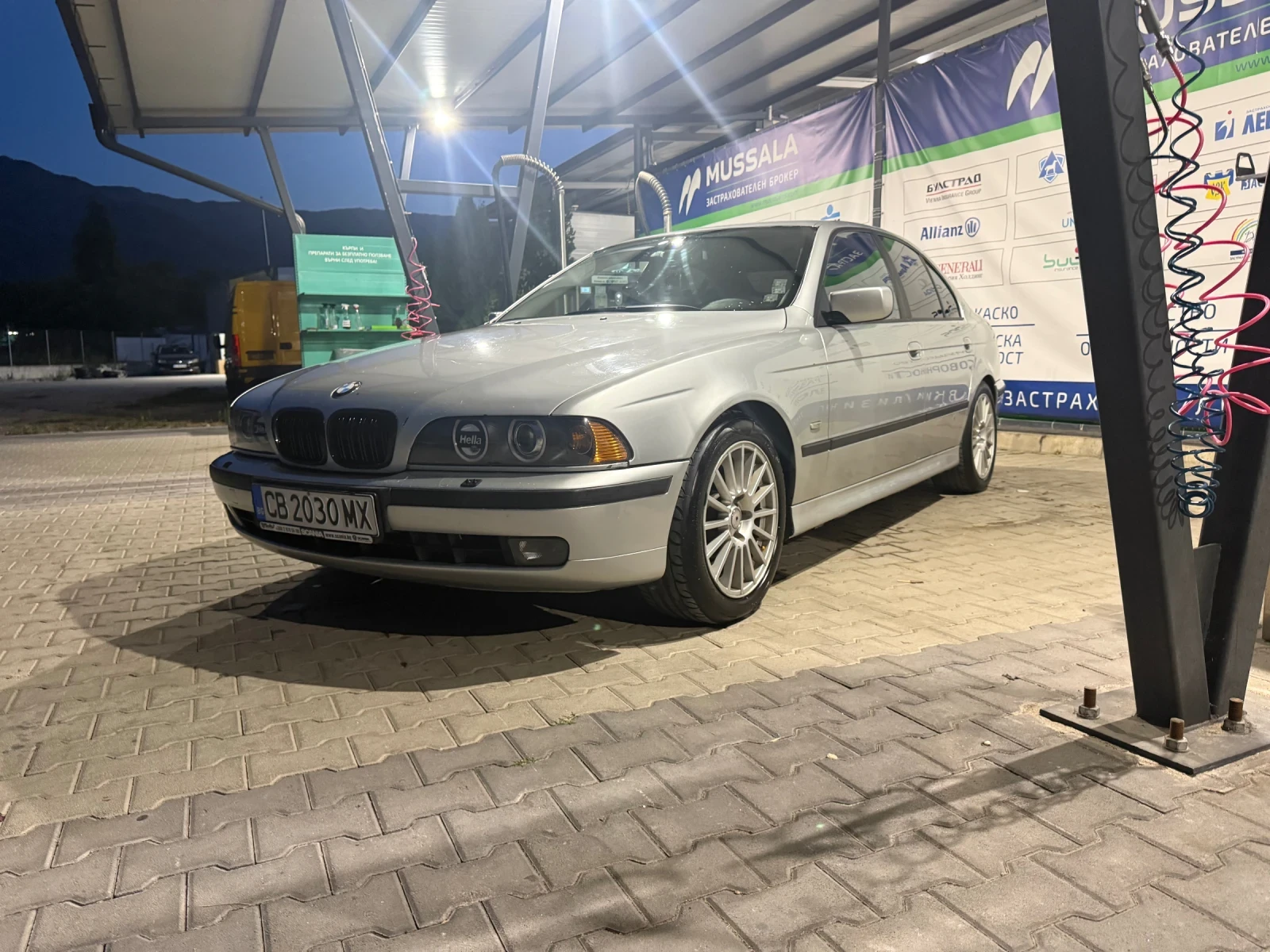 BMW 530 М57 ръчка , снимка 2 - Автомобили и джипове - 55166601