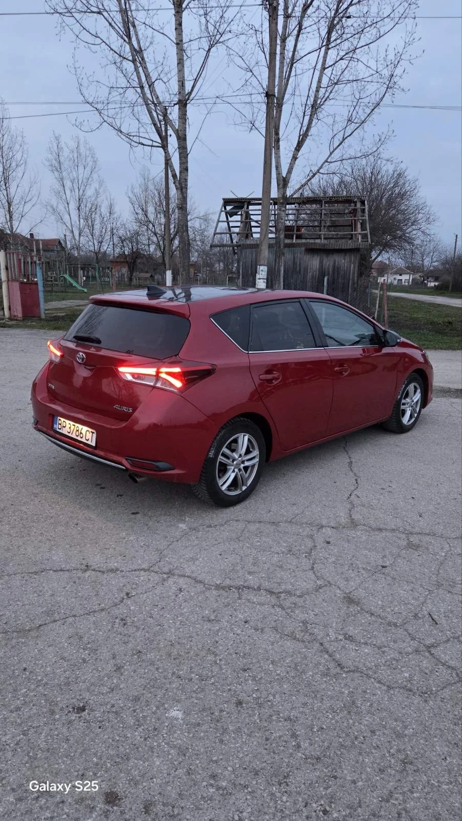 Toyota Auris 1.2 Д4Т, снимка 6 - Автомобили и джипове - 55212507