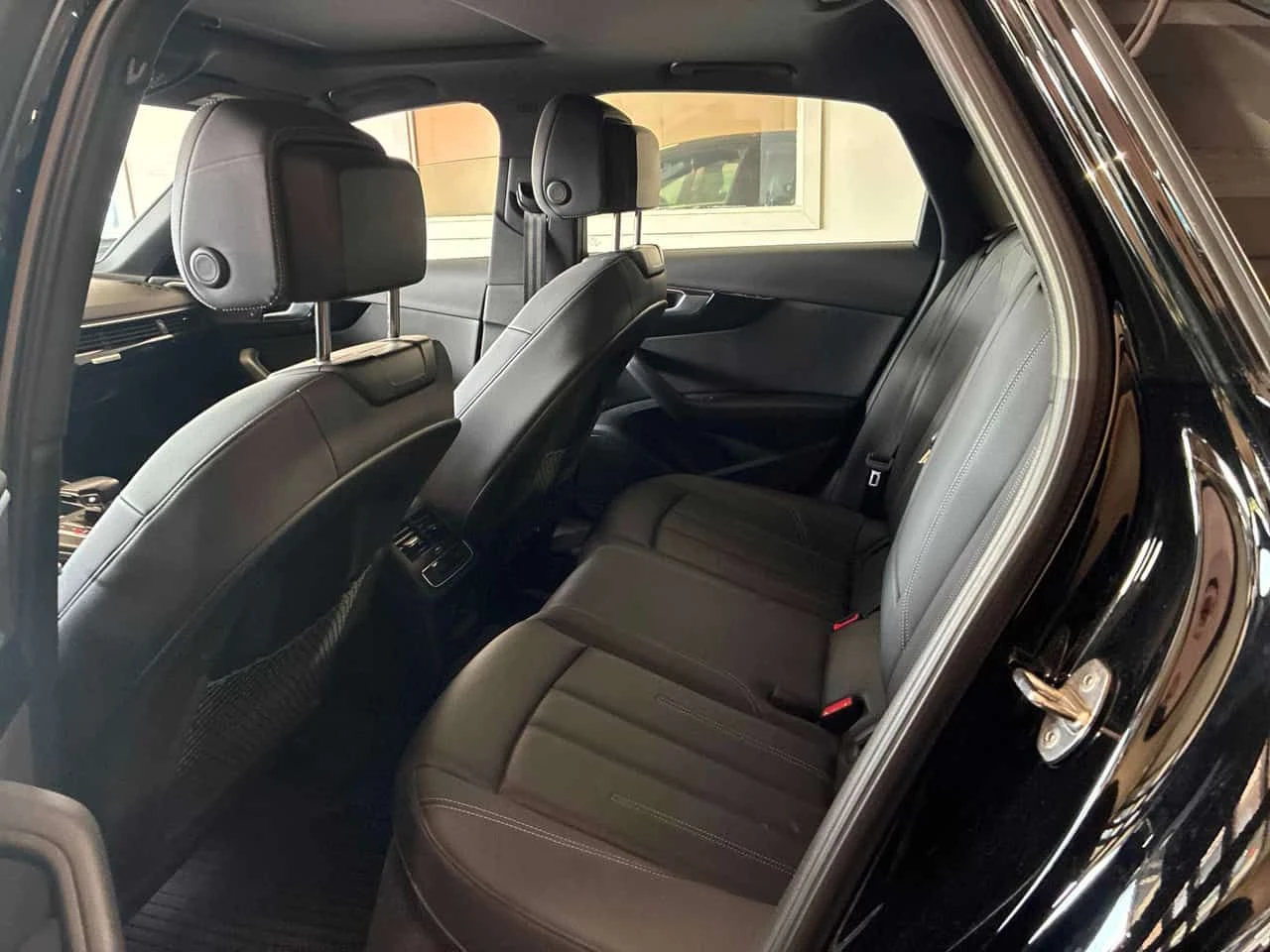 Audi A4 Komfort | DISTRONIC | ШИБИДАХ | , снимка 13 - Автомобили и джипове - 55582680