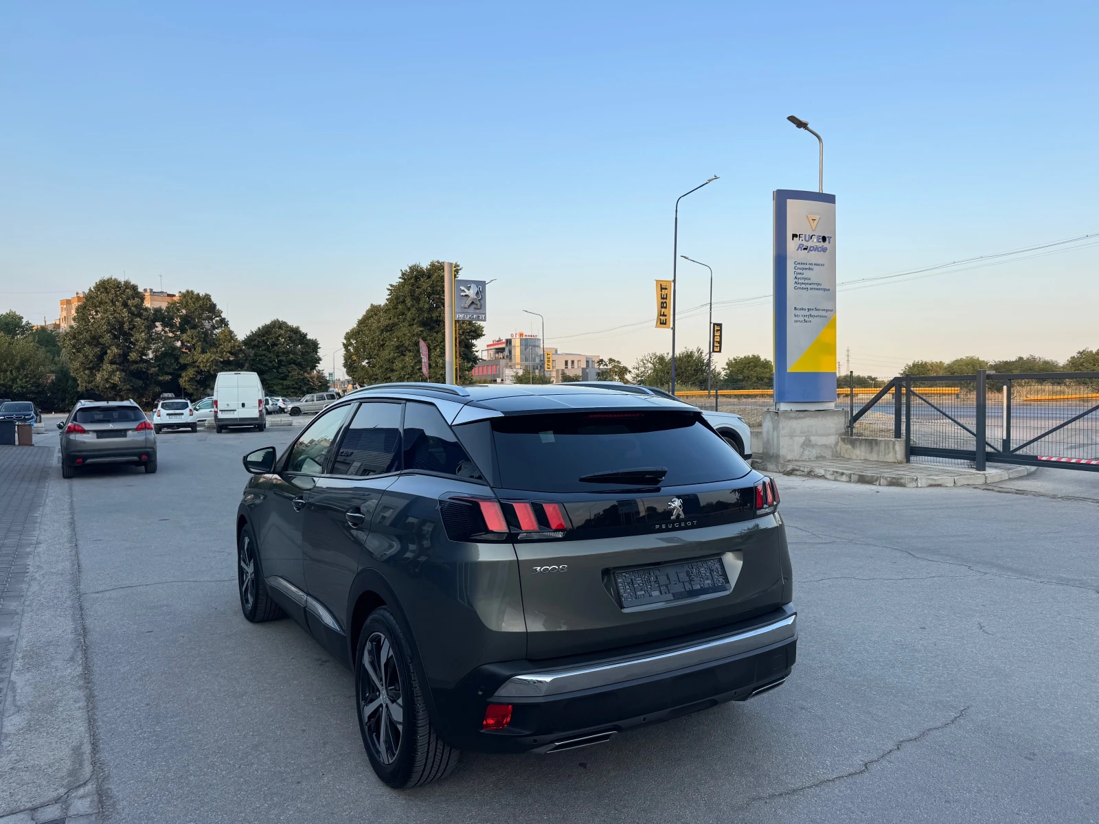 Peugeot 3008 1.6 HDI 120kc Allure, снимка 3 - Автомобили и джипове - 56023270