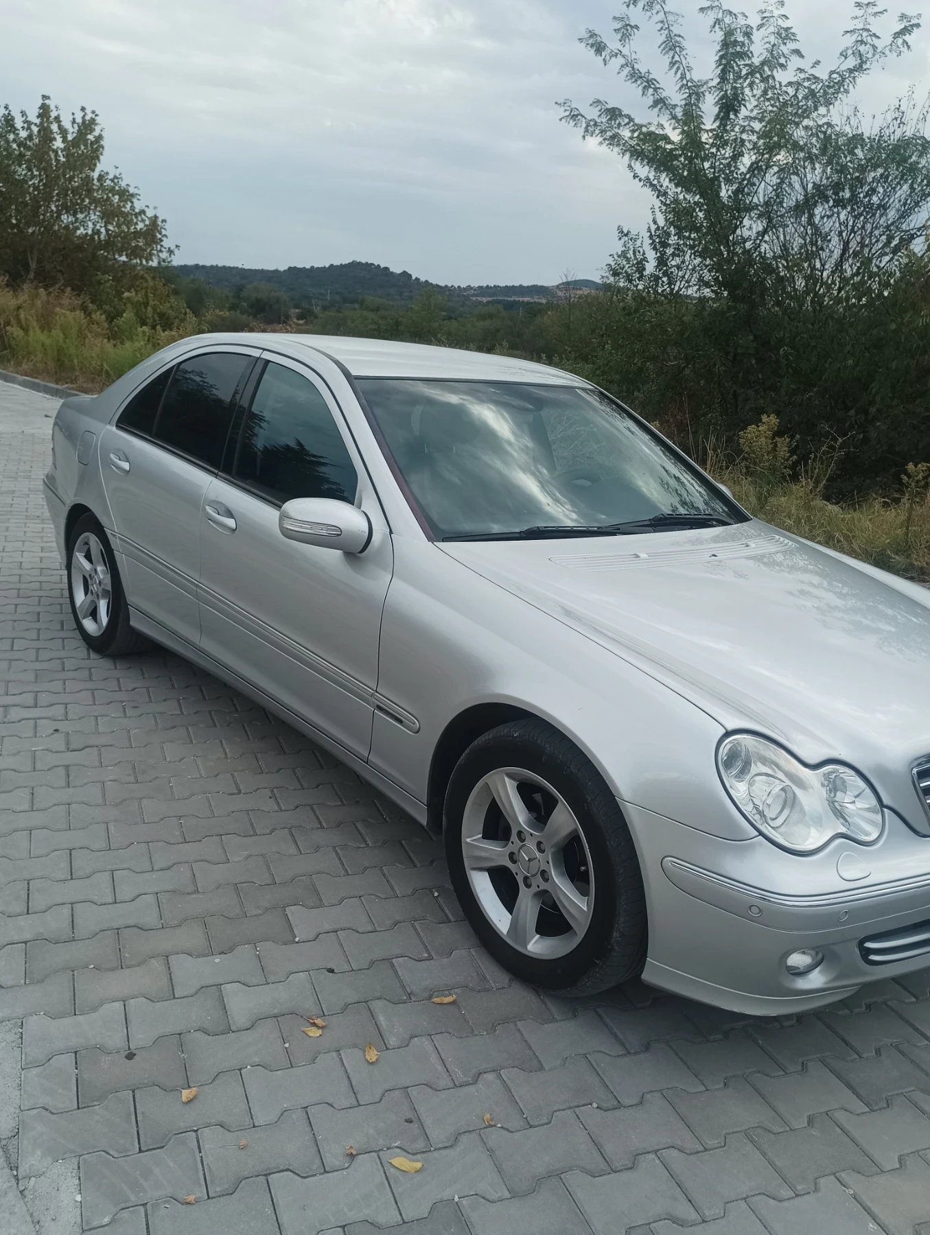 Mercedes-Benz C 200 1.8 i compresor , снимка 4 - Автомобили и джипове - 56060126