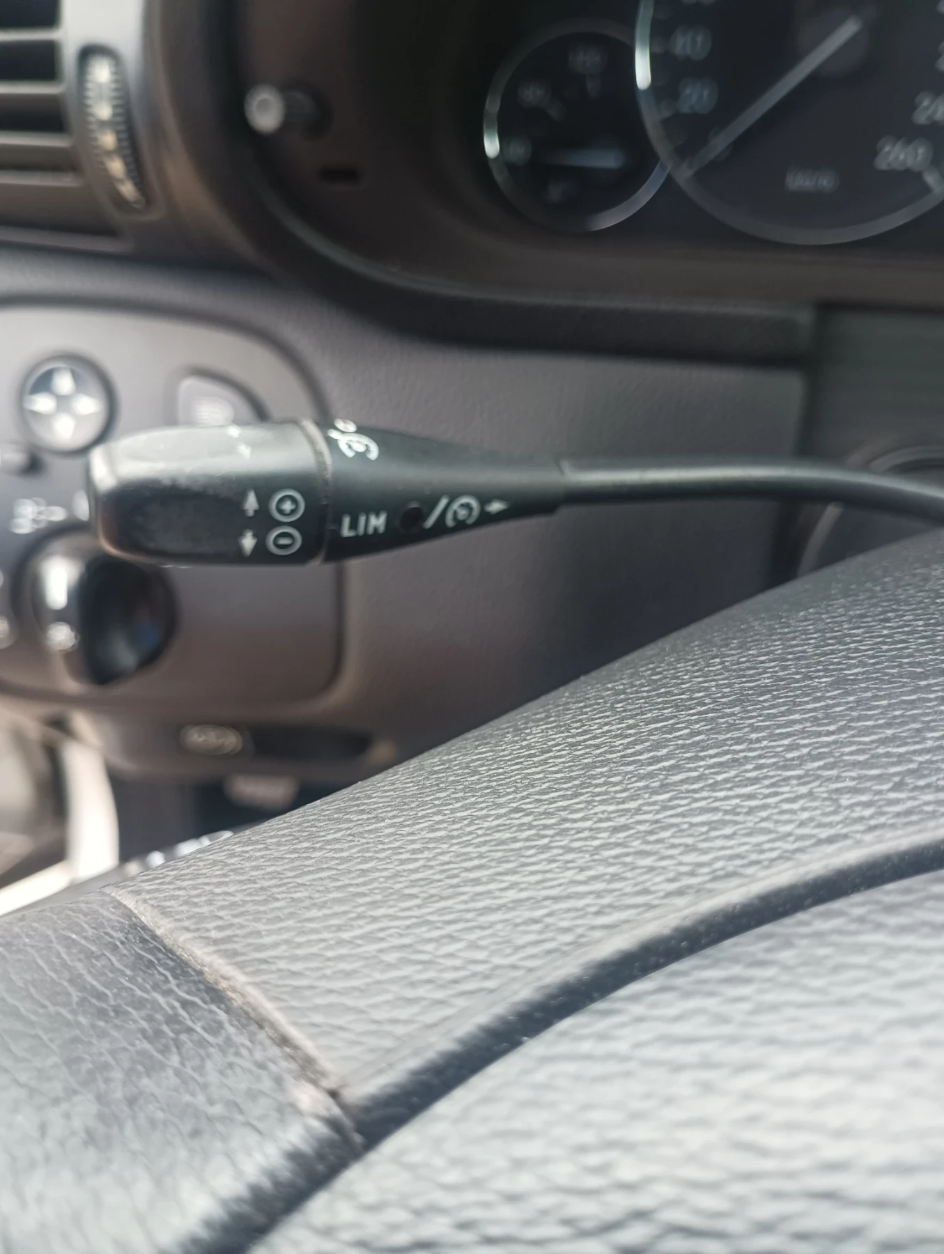 Mercedes-Benz C 200 1.8 i compresor , снимка 12 - Автомобили и джипове - 56060126
