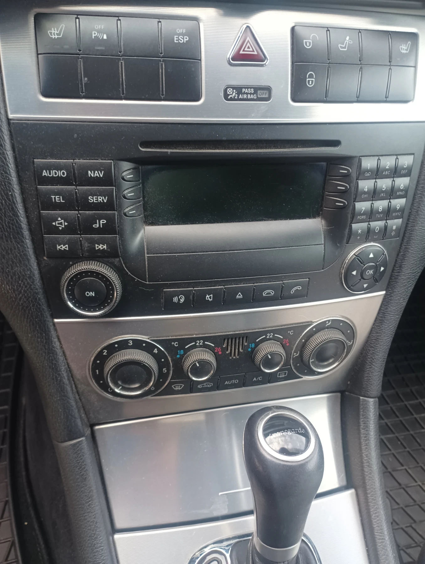 Mercedes-Benz C 200 1.8 i compresor , снимка 10 - Автомобили и джипове - 56060126