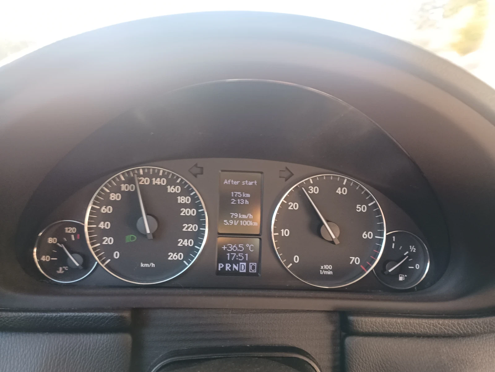 Mercedes-Benz C 200 1.8 i compresor , снимка 16 - Автомобили и джипове - 56060126