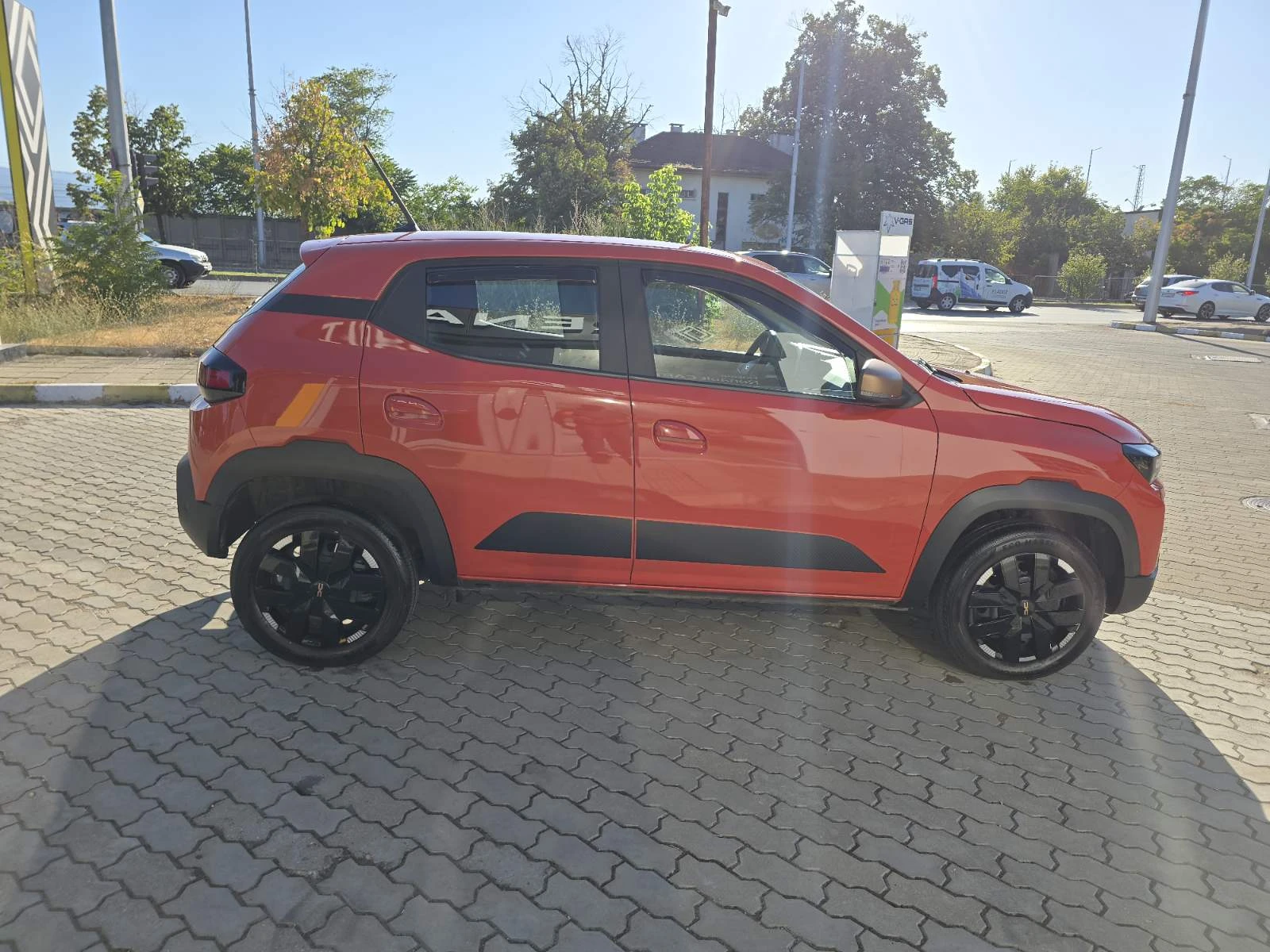 Dacia Spring 48 kWh, снимка 6 - Автомобили и джипове - 56072660