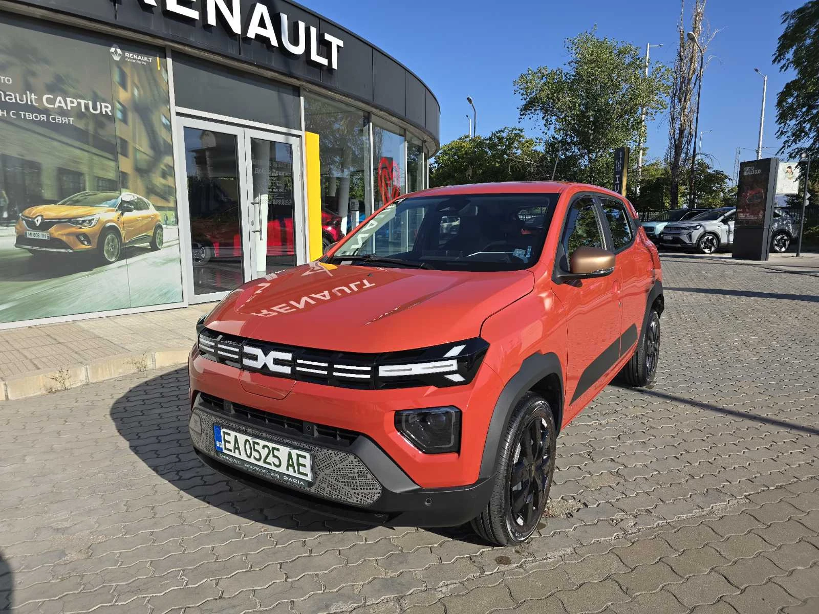Dacia Spring 48 kWh, снимка 9 - Автомобили и джипове - 56072660