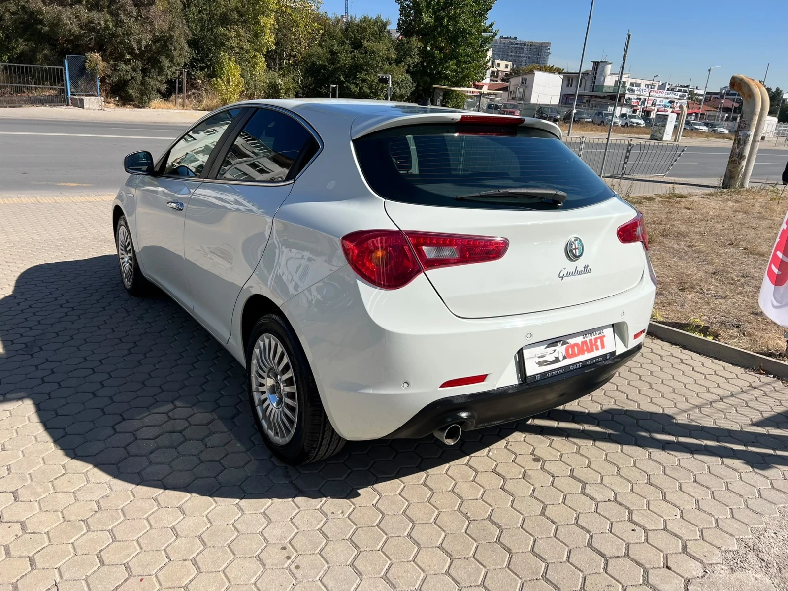 Alfa Romeo Giulietta 1.6JTD/EURO.5B | Mobile.bg � ����������� 6