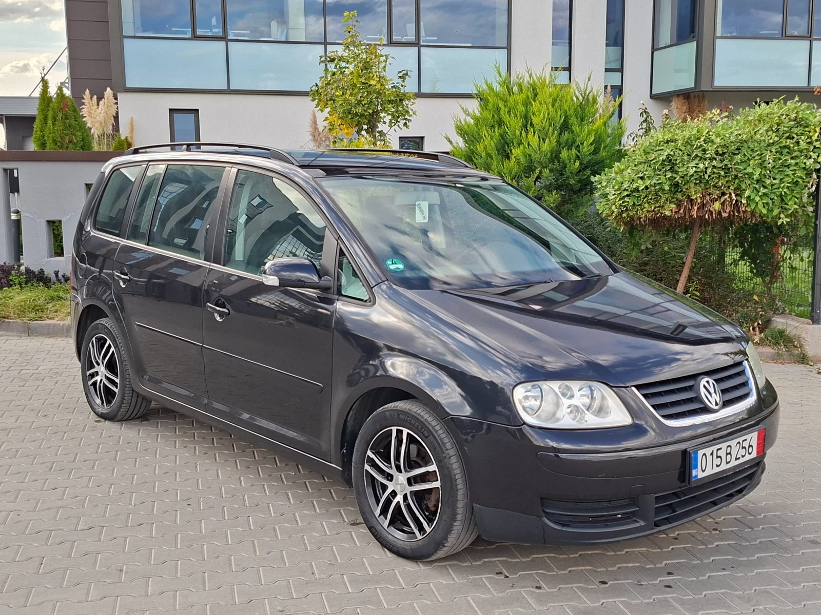 VW Touran 2.0TDI* (140��)* 7-�����* HOB BHOC*  | Mobile.bg � ����������� 12
