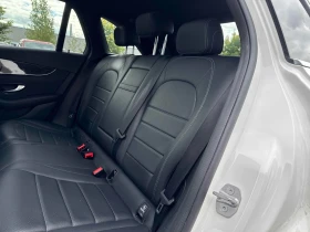 Mercedes-Benz GLC 300 4MATIC | CARFAX | АВТОФИНАНСИРАНЕ, снимка 11