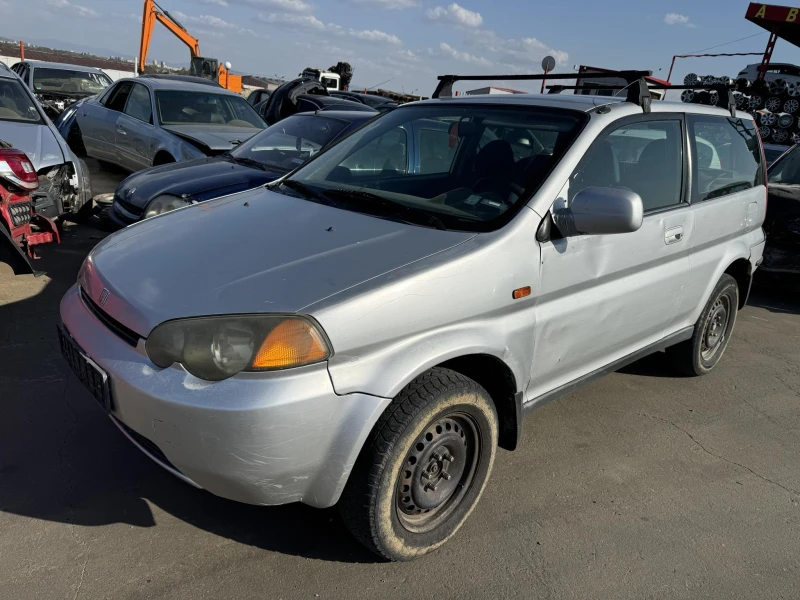 Honda Hr-v 1.6, снимка 4 - Автомобили и джипове - 47113689