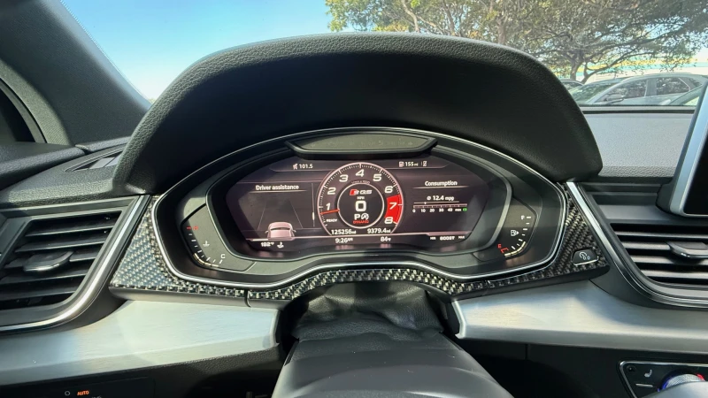 Audi SQ5 Premium Plus, снимка 8 - Автомобили и джипове - 52529763