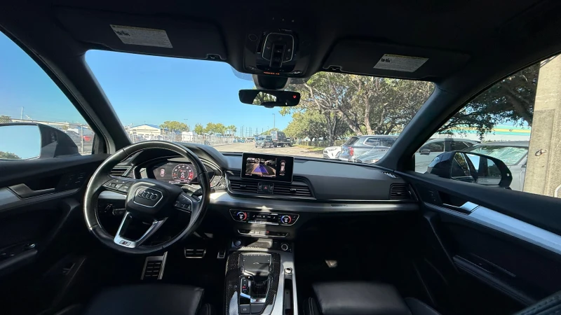 Audi SQ5 Premium Plus, снимка 7 - Автомобили и джипове - 52529763
