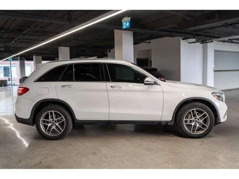 Mercedes-Benz GLC 300 360/PANO/4MATIC/HEATED SEATS/MEMORY, снимка 8 - Автомобили и джипове - 53523516
