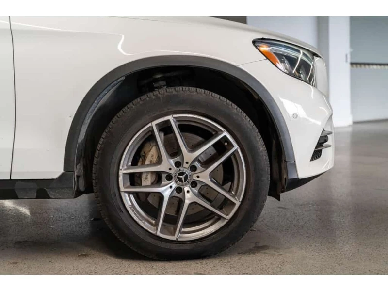 Mercedes-Benz GLC 300 360/PANO/4MATIC/HEATED SEATS/MEMORY, снимка 9 - Автомобили и джипове - 53523516