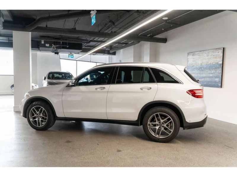 Mercedes-Benz GLC 300 360/PANO/4MATIC/HEATED SEATS/MEMORY, снимка 5 - Автомобили и джипове - 53523516