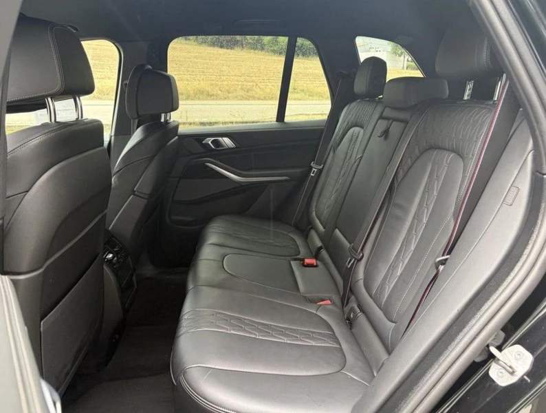 BMW X5 30d xDrive M-Paket, снимка 8 - Автомобили и джипове - 55901764