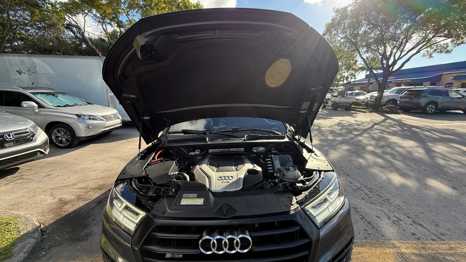 Audi SQ5 Premium Plus - изображение 6